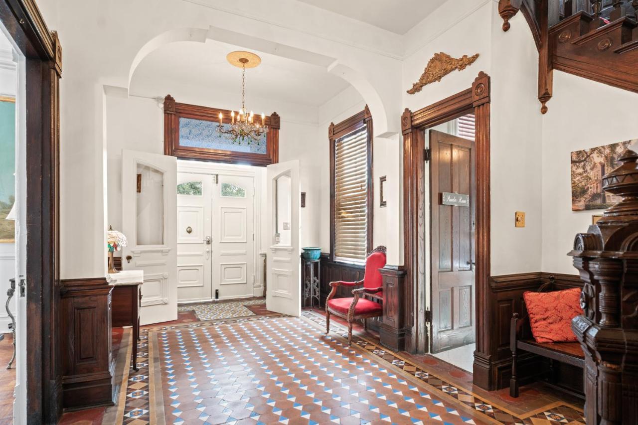 Bed and Breakfast Amethyst Garden Savannah Exteriér fotografie