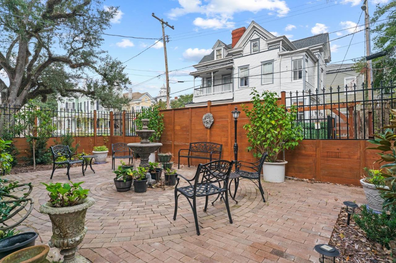 Bed and Breakfast Amethyst Garden Savannah Exteriér fotografie