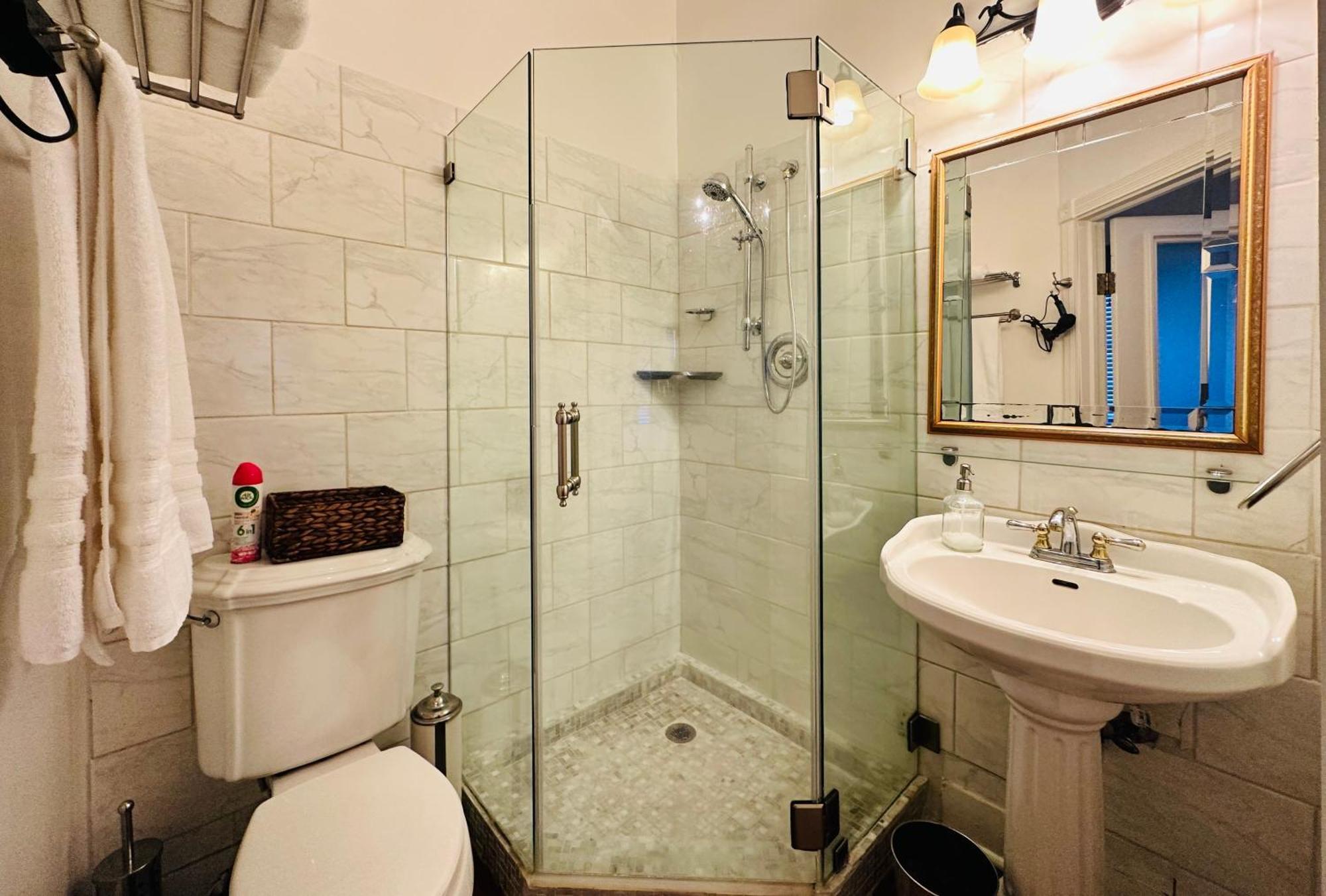 Bed and Breakfast Amethyst Garden Savannah Exteriér fotografie