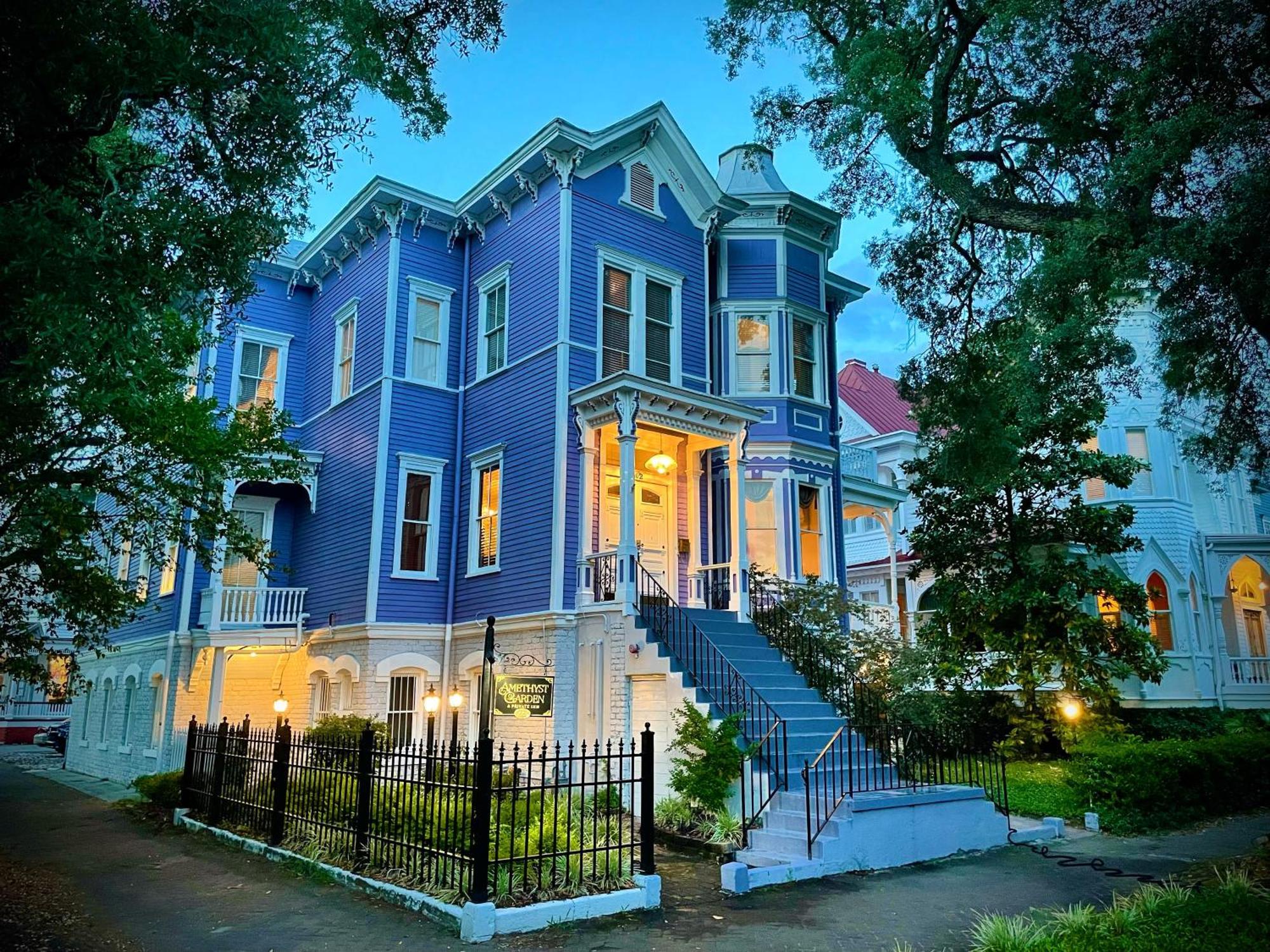 Bed and Breakfast Amethyst Garden Savannah Exteriér fotografie