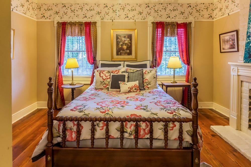 Bed and Breakfast Amethyst Garden Savannah Exteriér fotografie