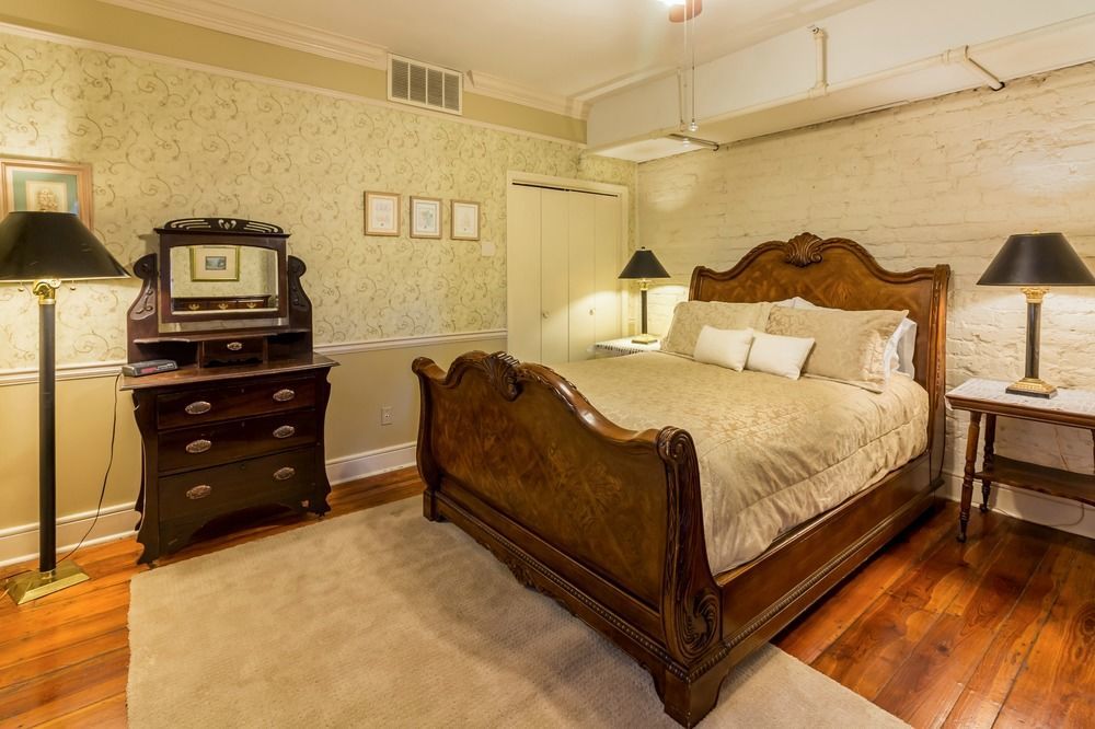 Bed and Breakfast Amethyst Garden Savannah Exteriér fotografie